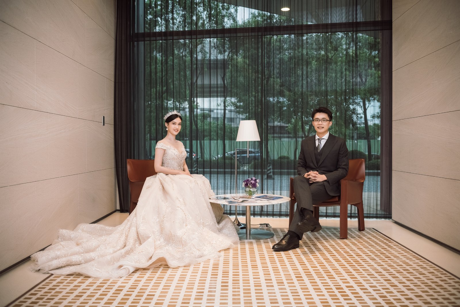 婚攝小光 | HIKARU 視覺印象
■ 婚禮攝影 誠品行旅晚宴 ■

飛機起起落落，但對你的愛，從地平面到兩萬英呎高空永遠都不會改變。
__
https://hikaruimage.com
__
■平面攝影 : @婚攝小光 -Hikaru視覺印象-
■場地 : 誠品行旅 eslite hotel 

#婚攝小光  #推薦婚攝   #婚禮攝影  #婚禮紀錄 #平面攝影  #HIKARU視覺印象 #誠品行旅  #wedding  #prewedding #weddingphoto