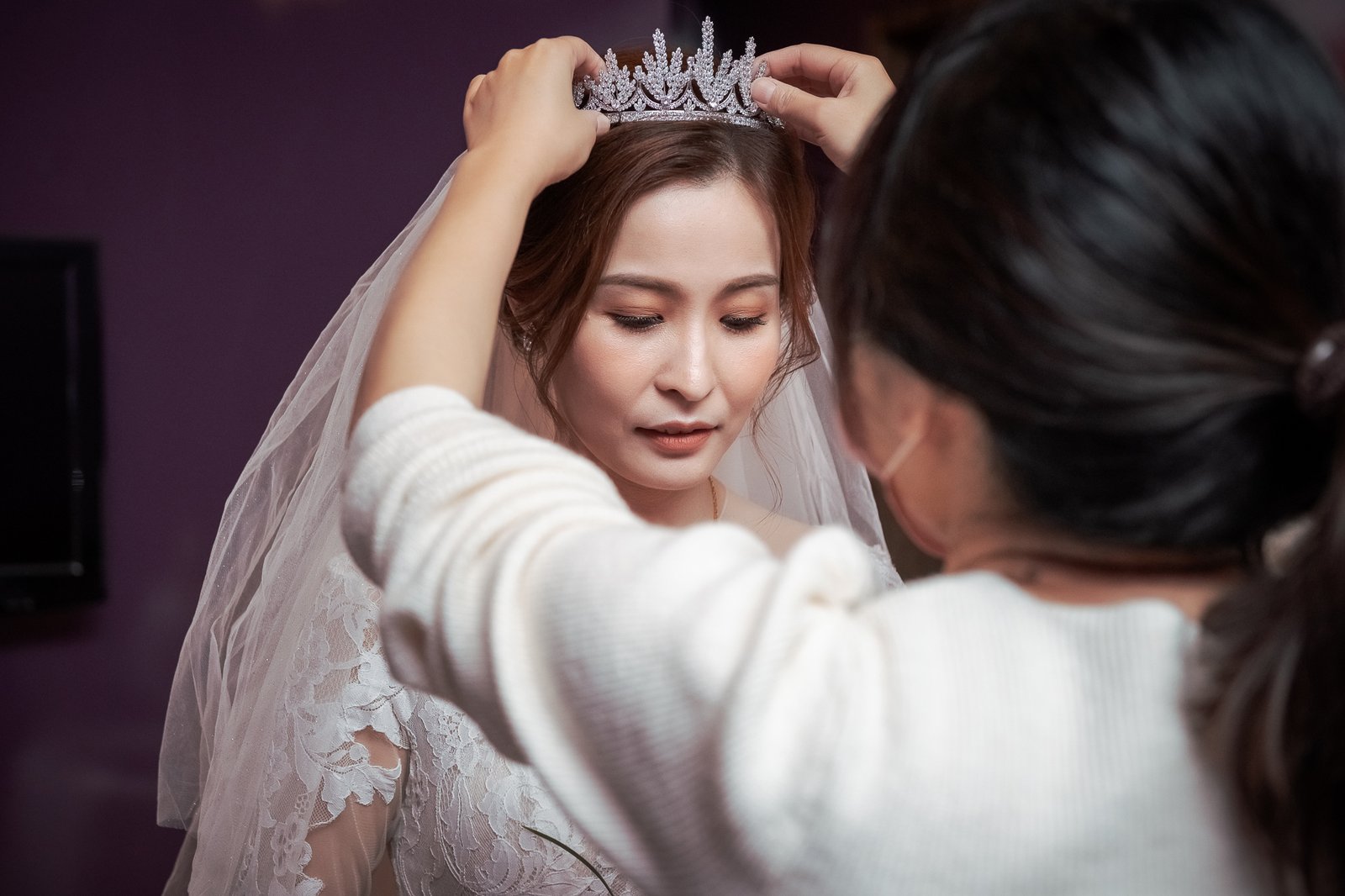 婚攝小光 | HIKARU 視覺印象
■ 婚禮攝影 W HOTEL 午宴 ■
牽緊你的手，一起向前走。
__
https://hikaruimage.com
__
■平面攝影 : 婚攝小光 -Hikaru視覺印象-
■場地 : W HOTEL 
#婚攝小光  #推薦婚攝   #婚禮攝影  #婚禮紀錄 #平面攝影  #HIKARU視覺印象 #WTaipei #wedding  #prewedding #weddingphoto